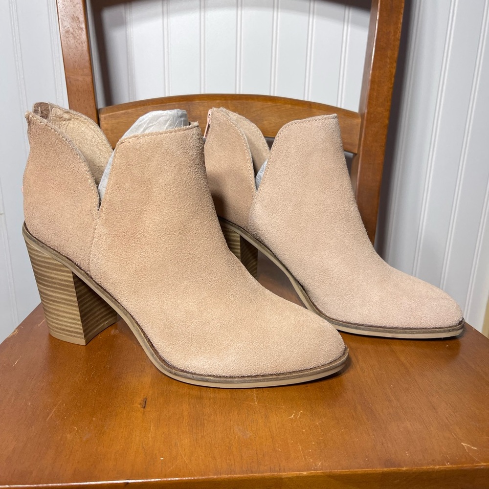 Dolce Vita 8 size 10 new never worn no box